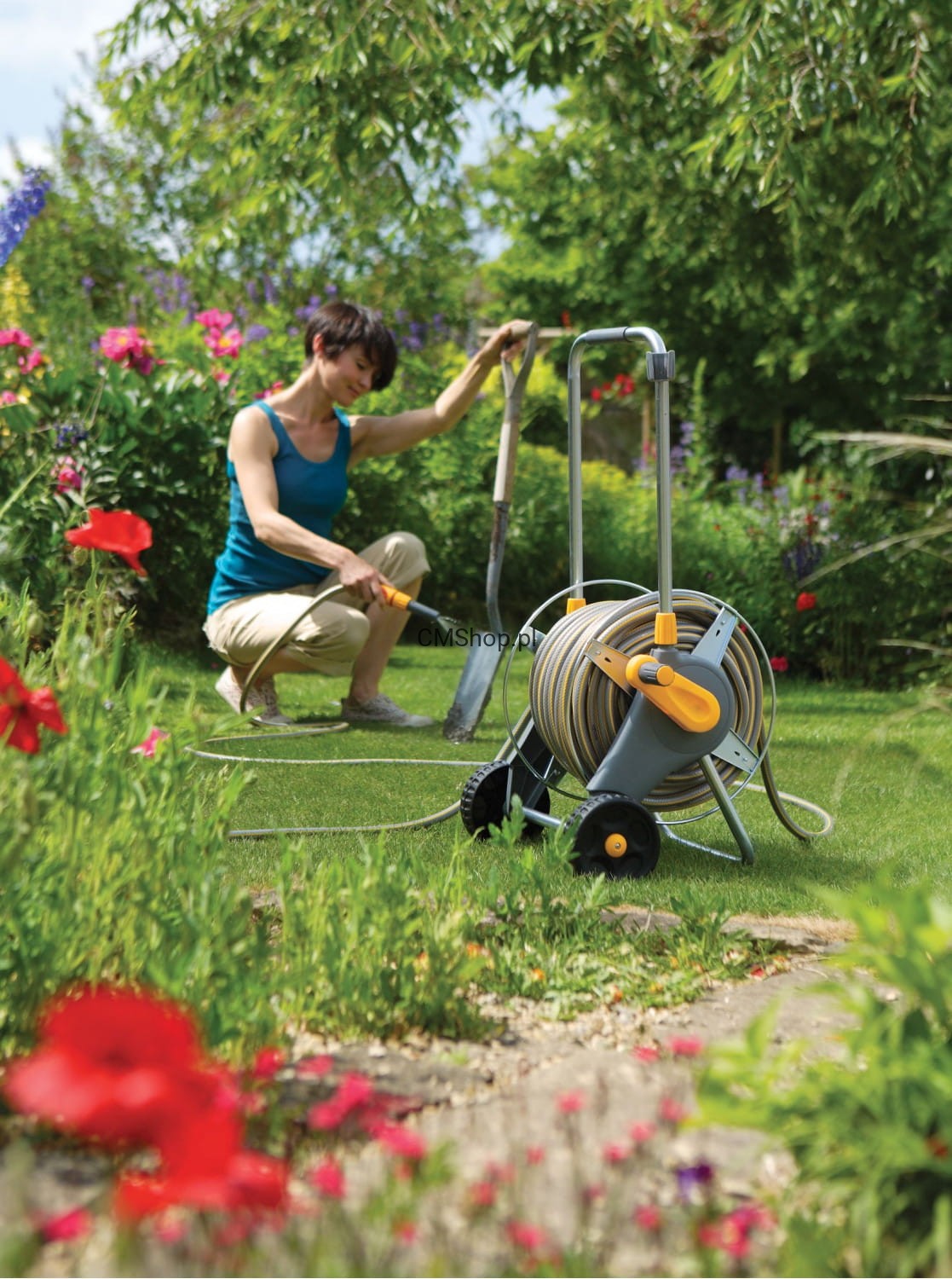 Metalowy bęben na kółkach z wężem 30m Hozelock 2436